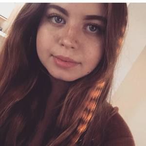 Meet your Posher, Michaela